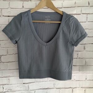 Women's Ribbed V-Neck Crop Top - Gray/Blue